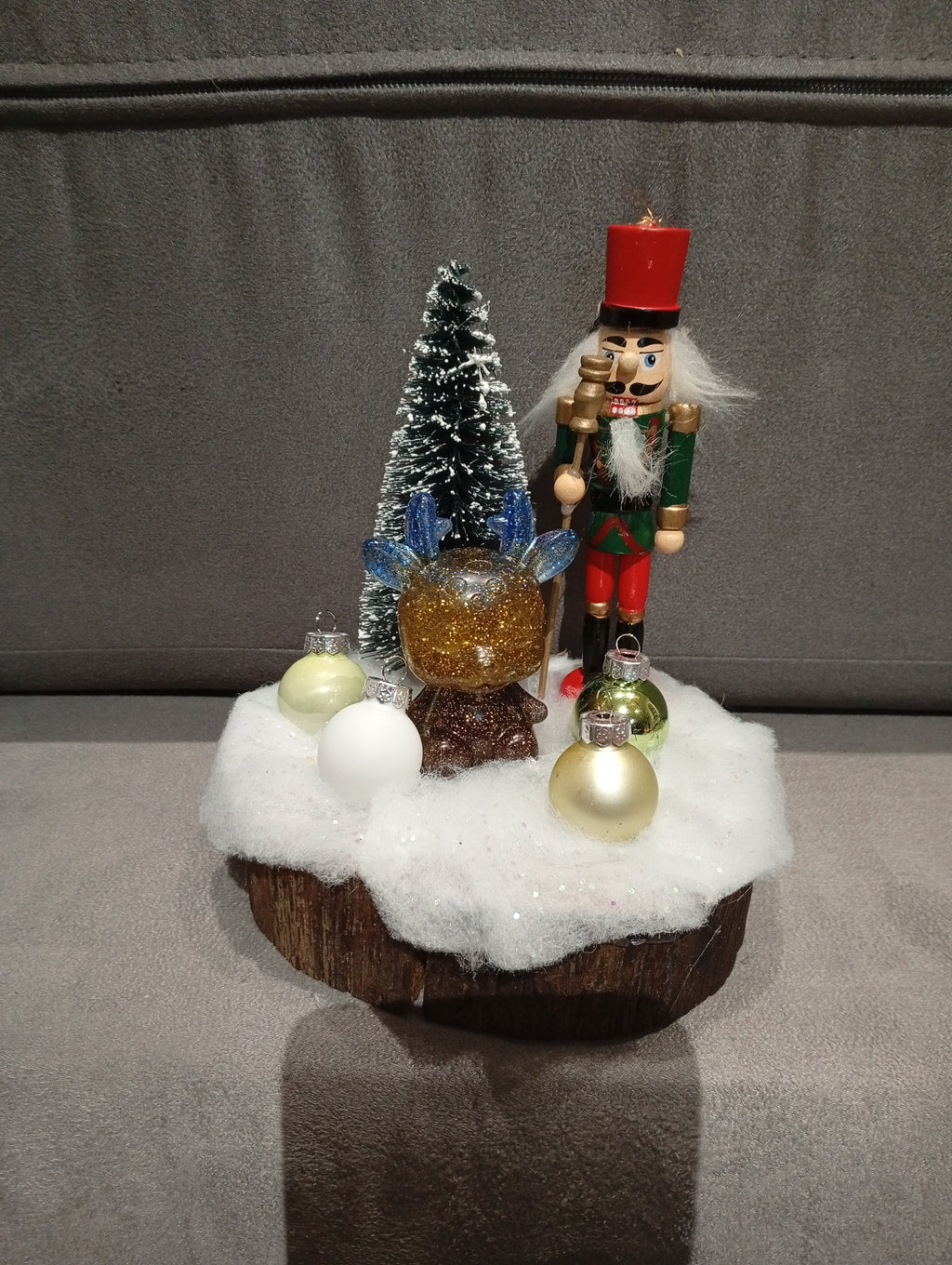 Rennes sur socle en bois